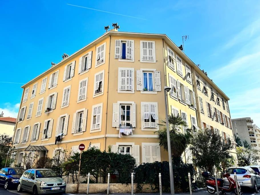Lumineux Appartement Deux Pieces Niza Exterior foto
